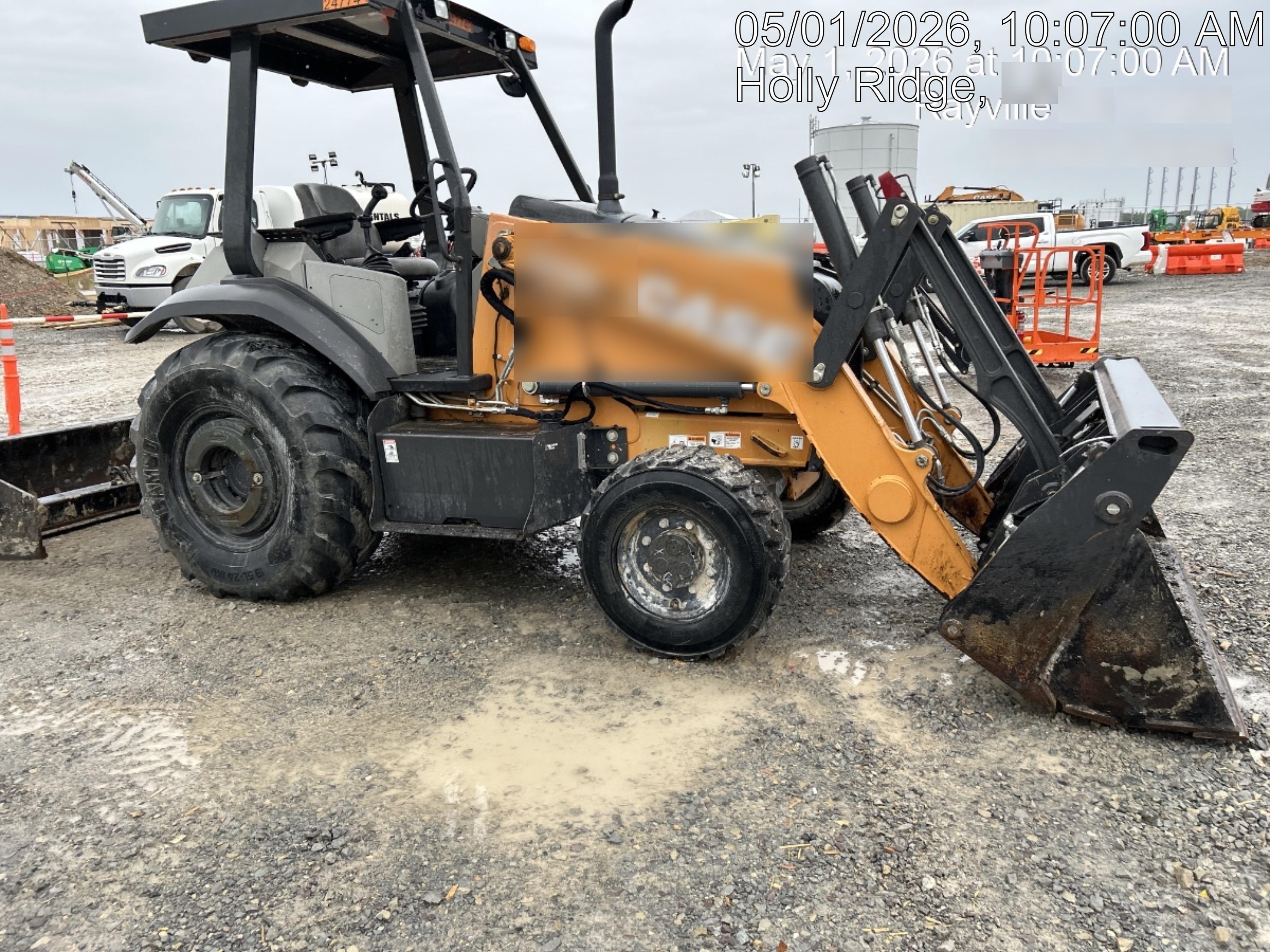 2022 CASE 570N EP