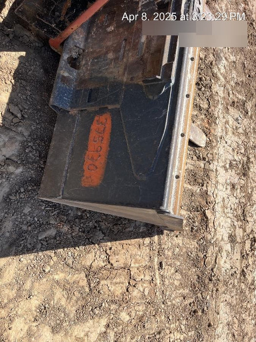 2020 KUBOTA PFL4548 Pallet Forks