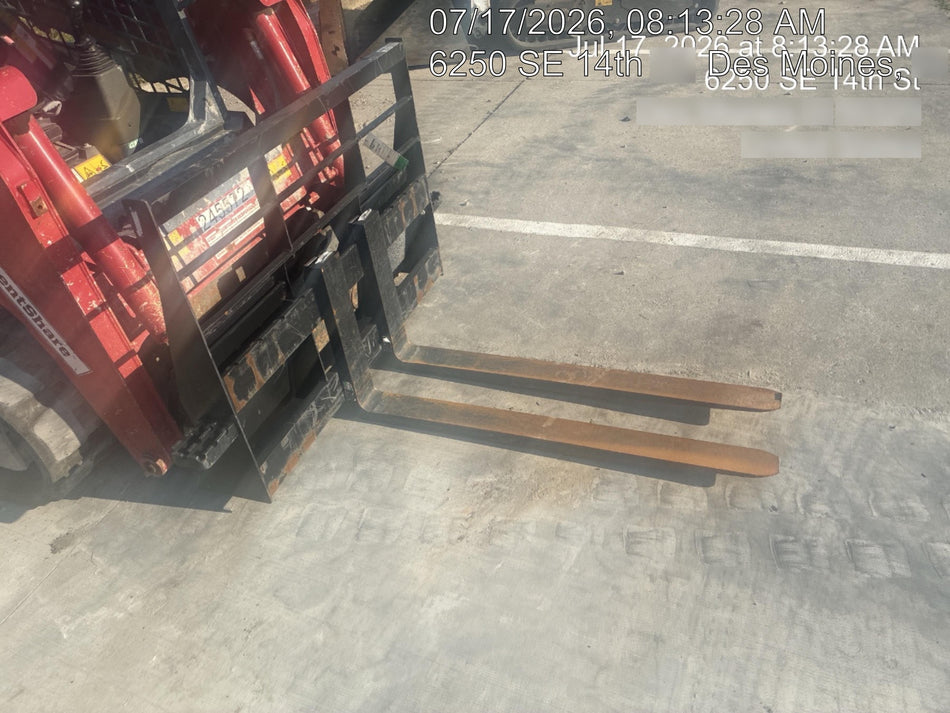 2025 ARROW MATERIAL HANDLING 24" Pallet Fork Frame