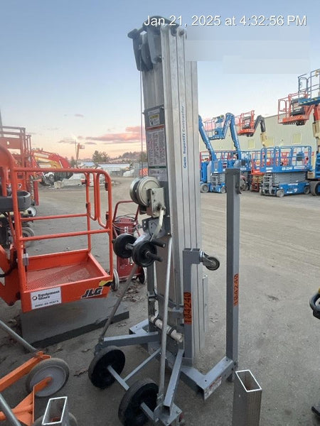 2020 GENIE SLC-24