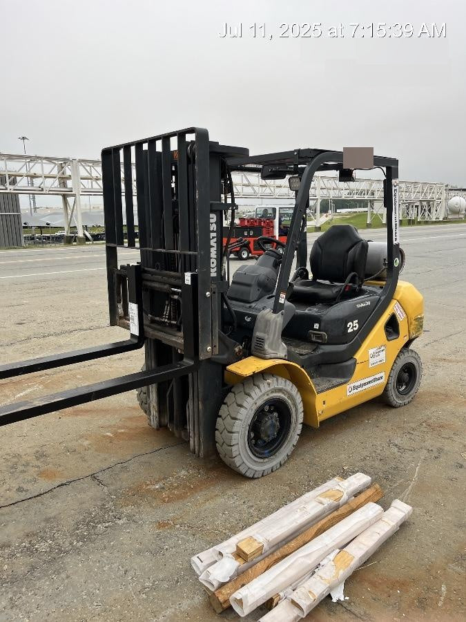 2022 KOMATSU FG25T-16