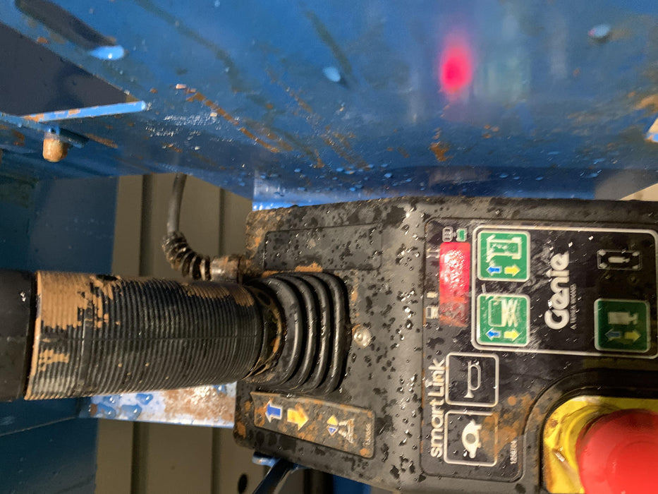 2019 Genie GS-3232 Folding rails with half height swing gate, 800 Amp Inverter