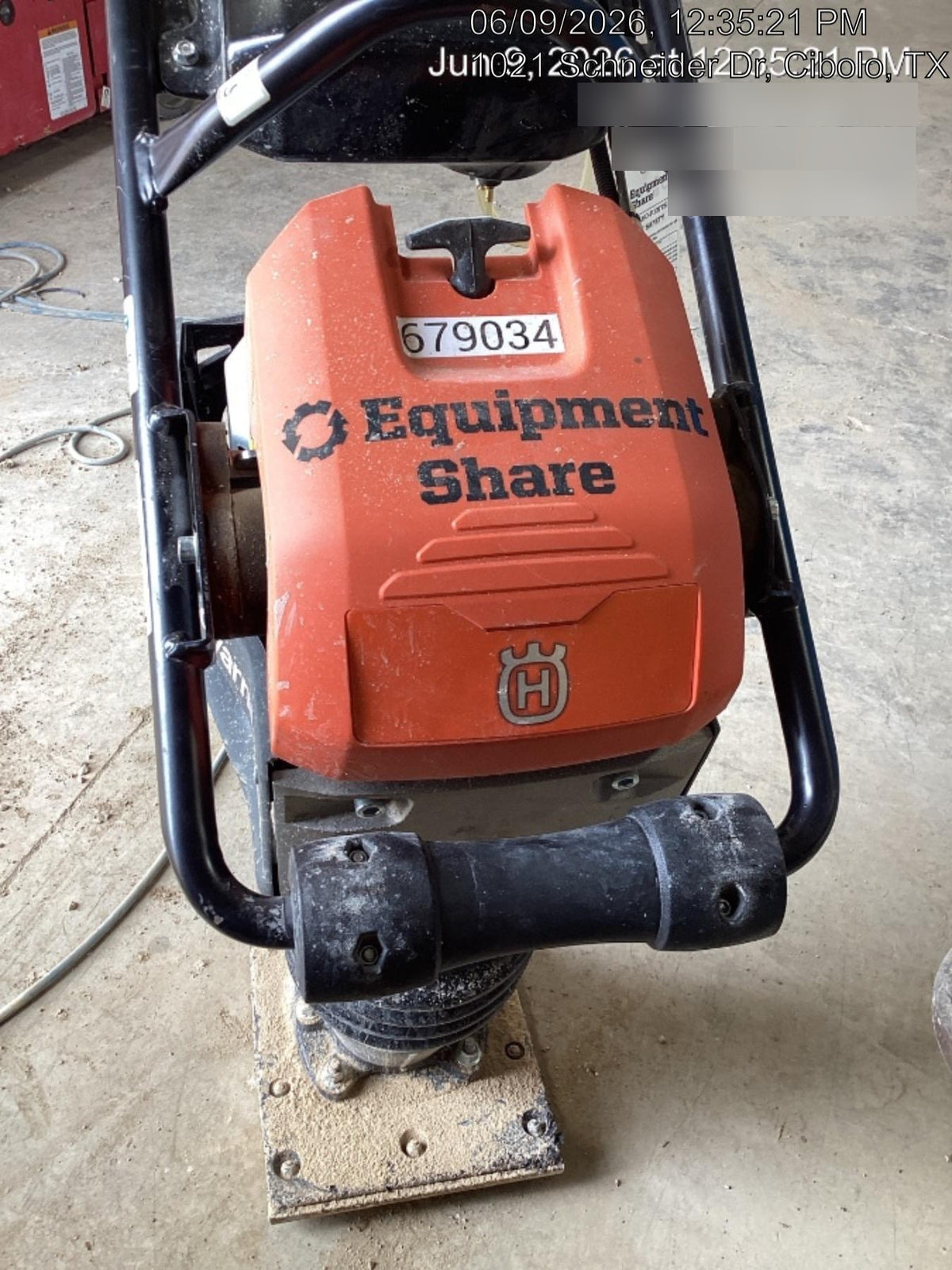 2026 HUSQVARNA LT6005