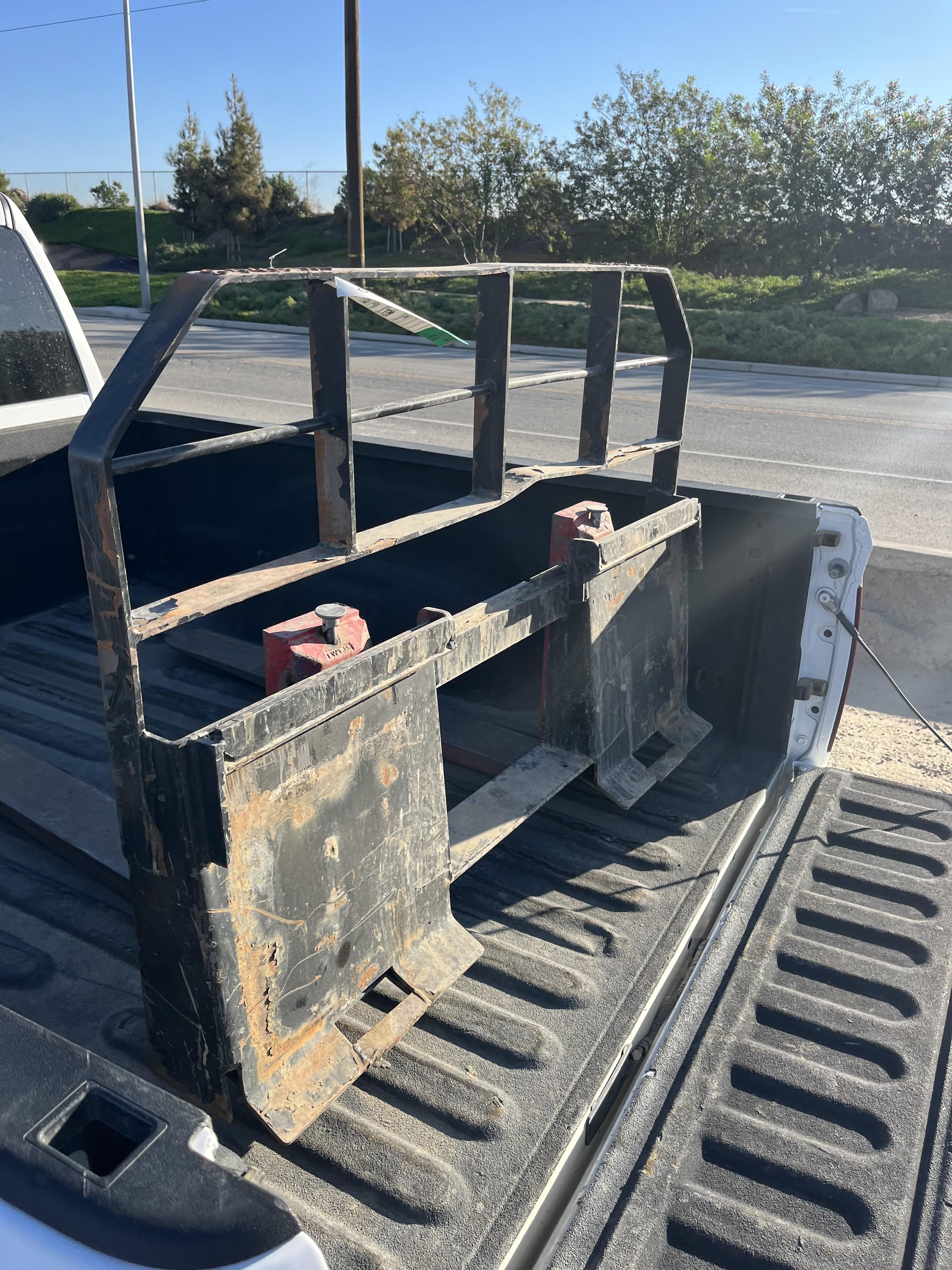 2021 PALADIN 48" Pallet Forks - Paladin