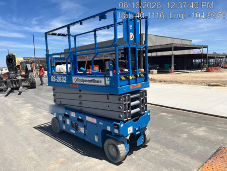 2023 GENIE GS-2632
