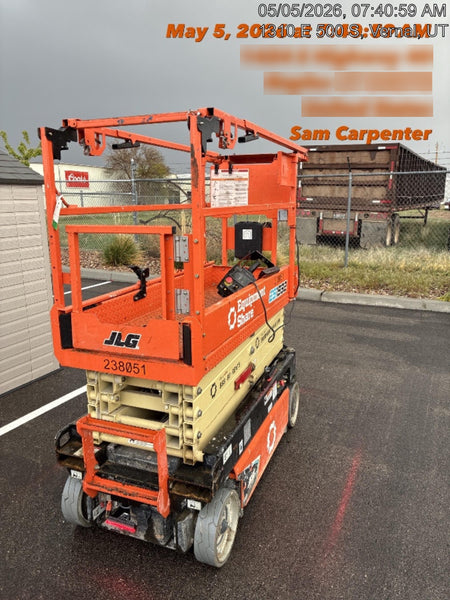 2022 JLG ES1932