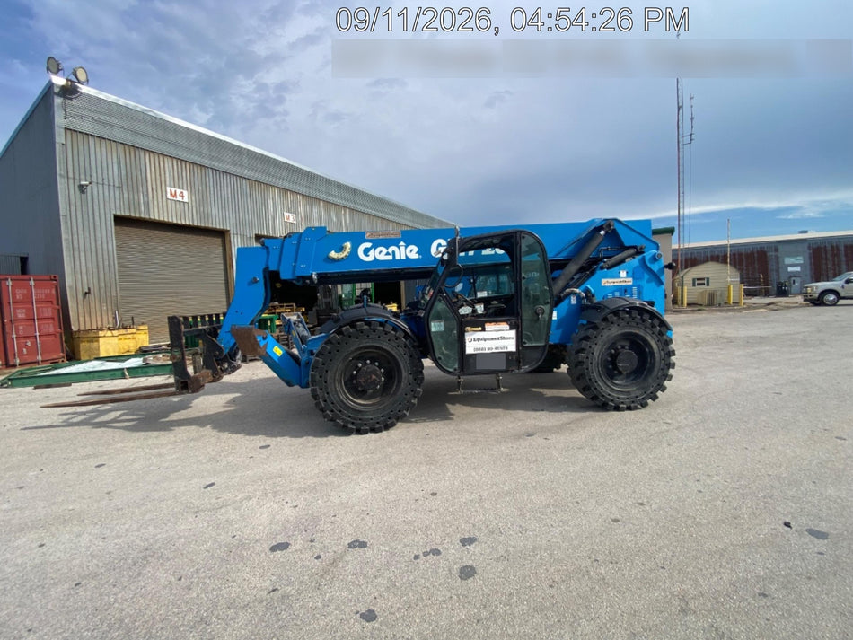 2018 Genie GTH-1056 Genie GTH-1056 w/Enclosed Cab w/HVAC, Work Lights, Solid Tires, Beacon, 60" Carriage and Forks