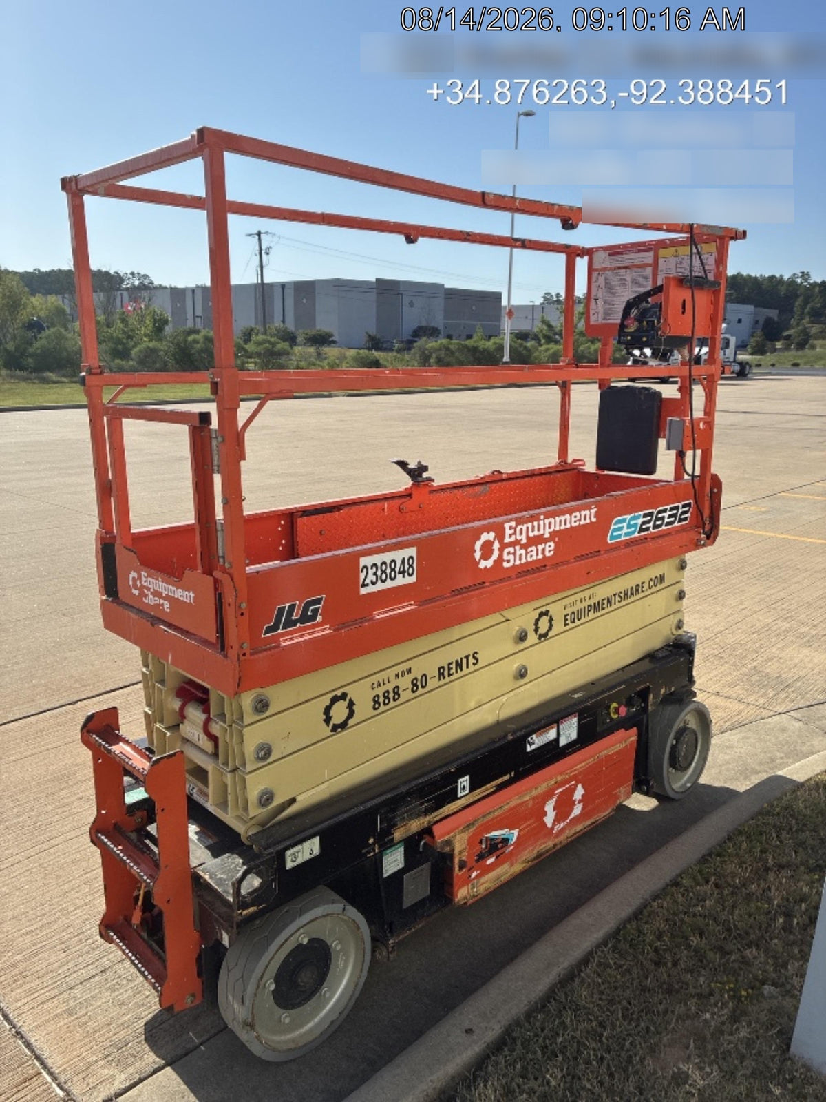 2022 JLG ES2632