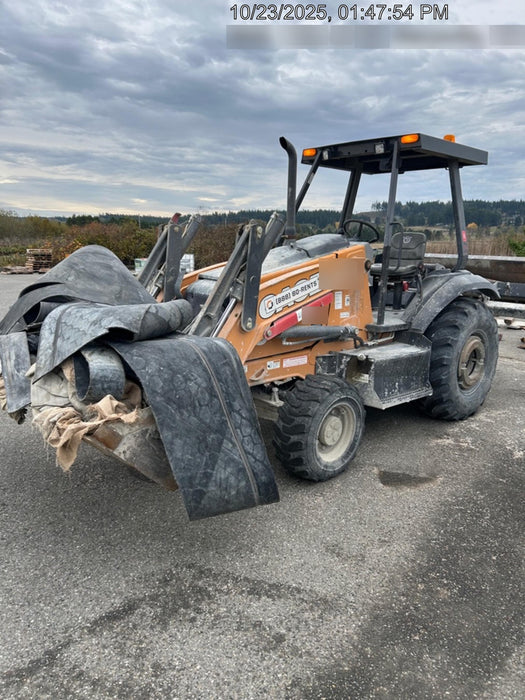 2019 Case 570N EP Canopy, 4WD, GP Front Bucket, Dual Tilt Cylinder, 84" Box Blade w/ Scarifier, Wheel Weights, Beacon