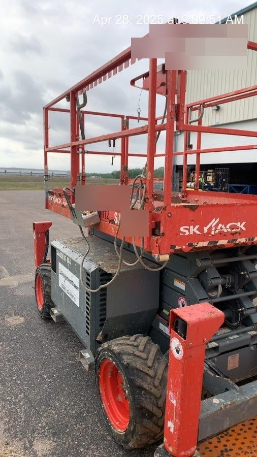 2016 SKYJACK SJ6832 RT