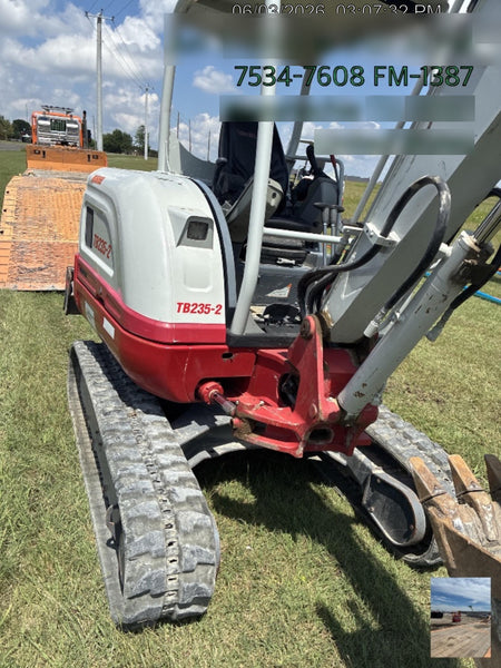 2023 TAKEUCHI TB235-2R