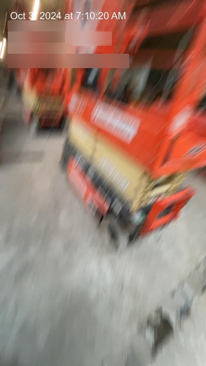 2022 JLG ES1932
