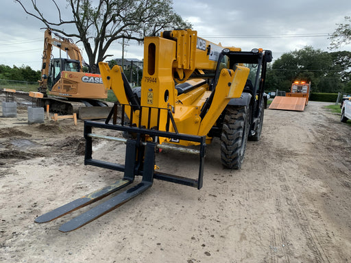 2020 JCB 512-56 Canopy, 74Hp, Solid Tires, Work Lights, Beacon, Aux Hydraulics, Back up Alarm, Lifting Eye, ES Decals