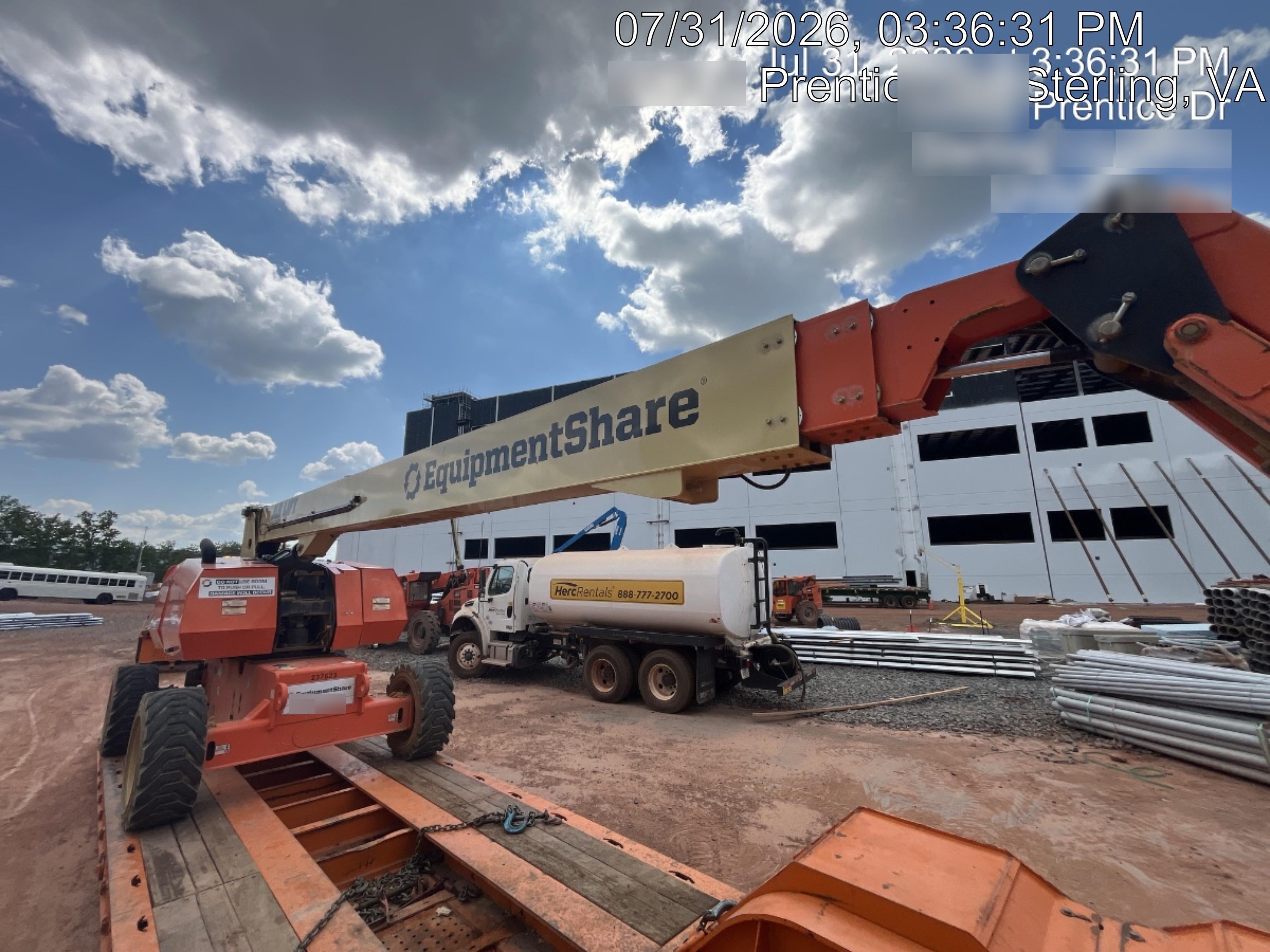 2022 JLG 860SJ