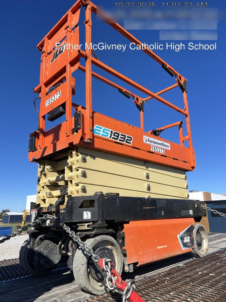 2021 JLG ES1932
