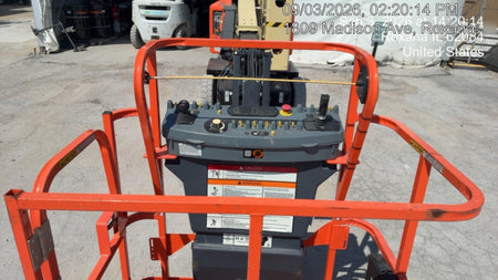2024 JLG E400AJP Narrow