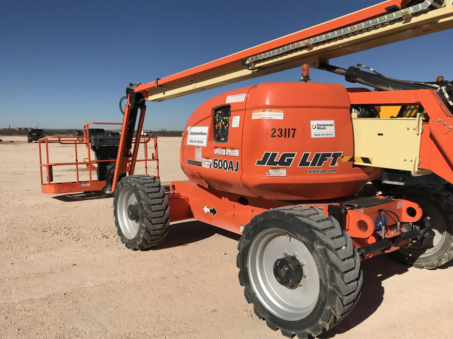 2019 JLG 600AJ