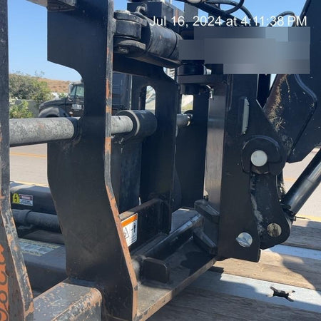 2023 JLG 1001095418S