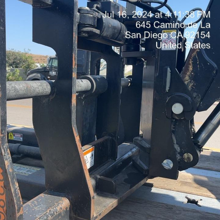 2023 JLG 1001095418S