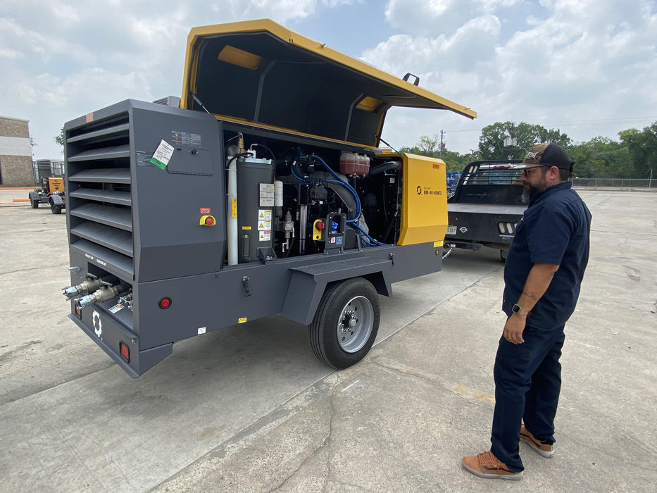 2023 ATLAS COPCO XAS 900