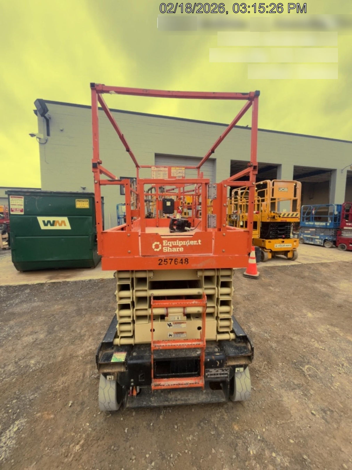 2022 JLG ES3246