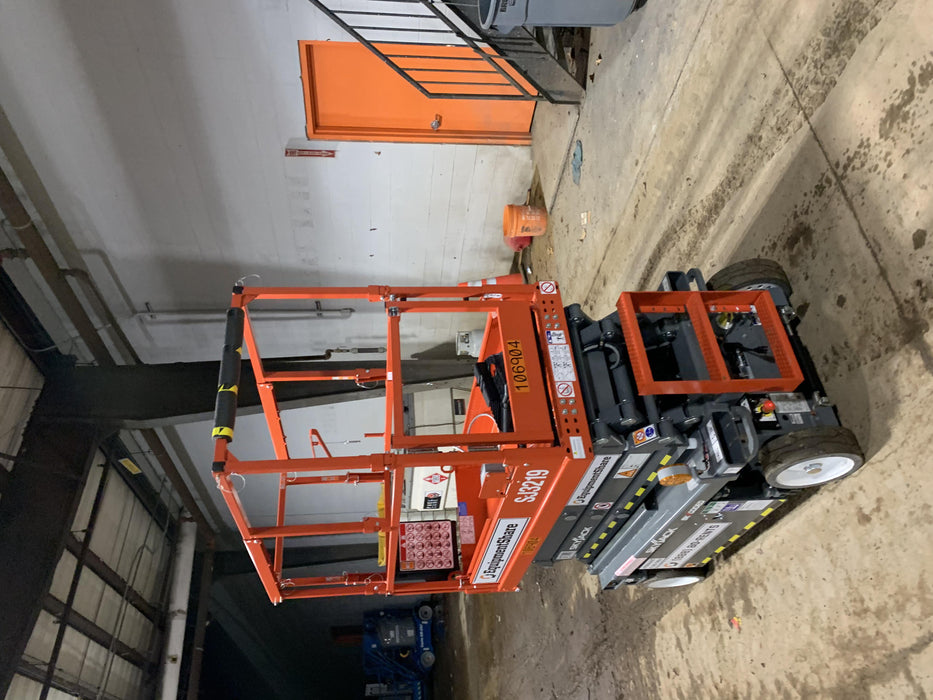 2020 Skyjack SJIII-3219 Solid NM Tires, Half height spring hinged entry gate, Dual Beacons, 800W Inverter