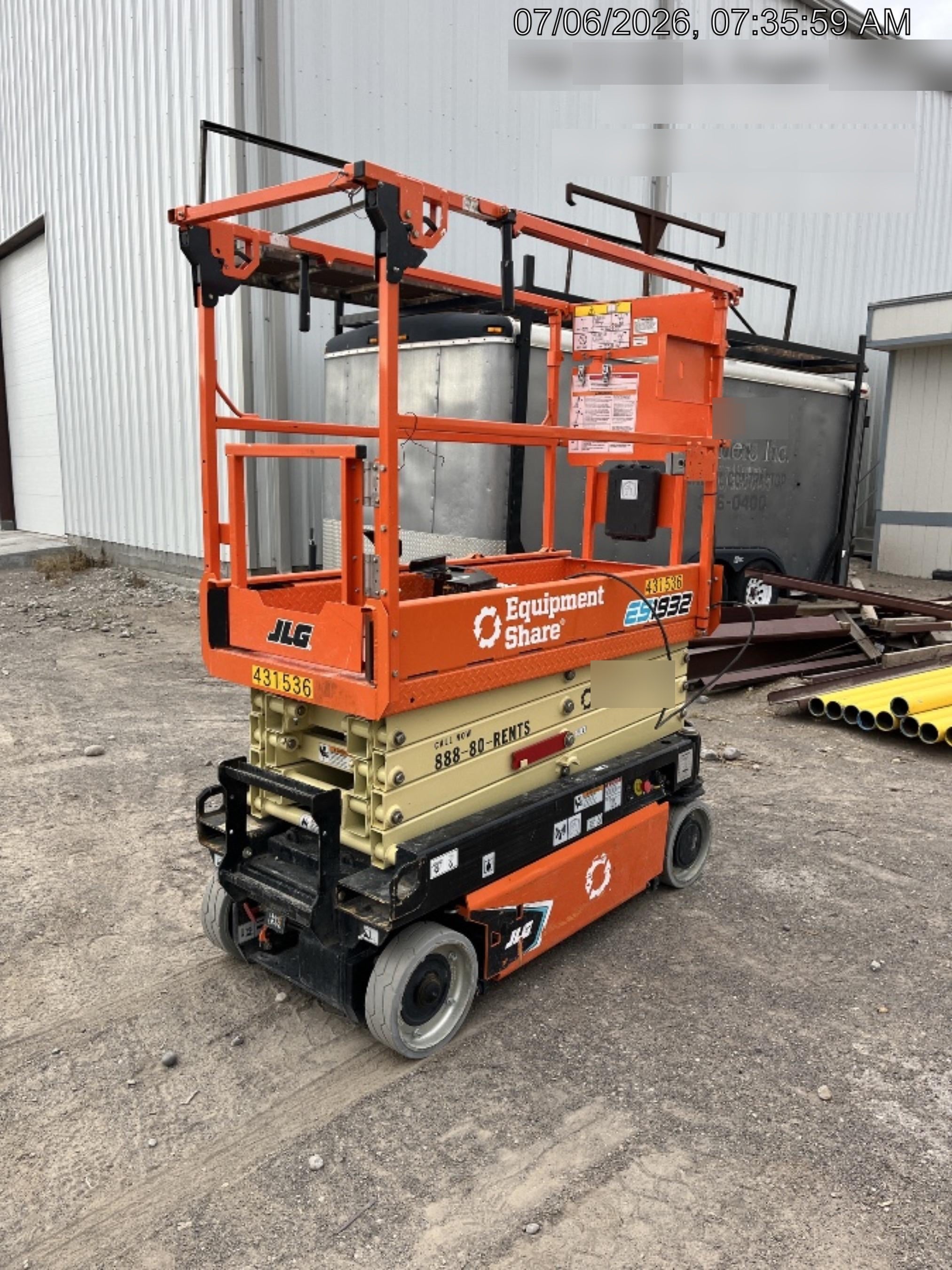 2024 JLG ES1932