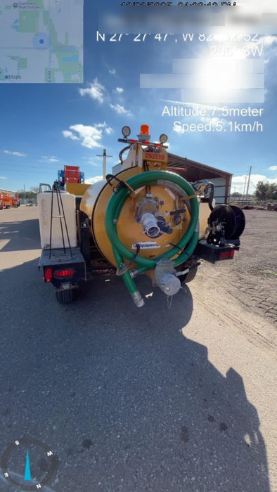 2022 VAC-TRON LP573XDT