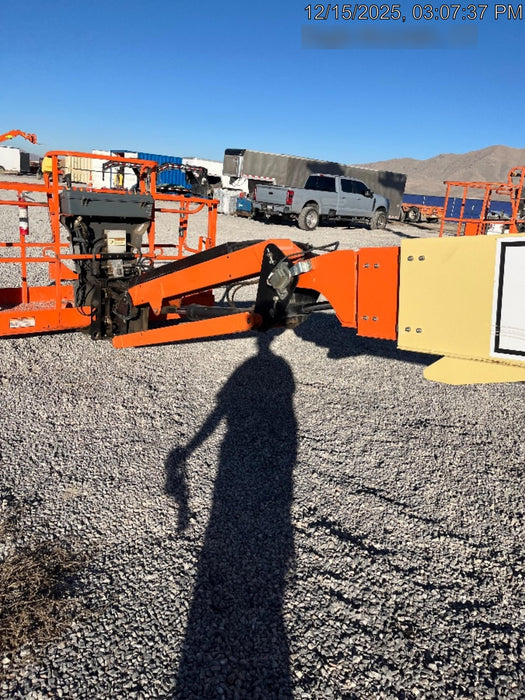 2020 JLG 660SJ