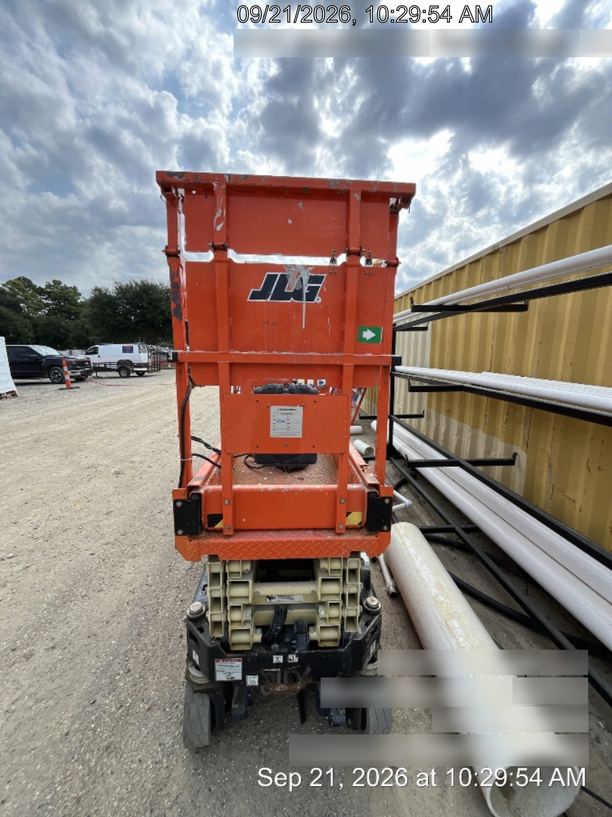 2024 JLG ES1932