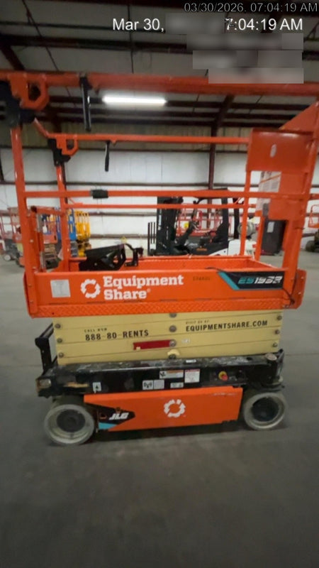 2022 JLG ES1932