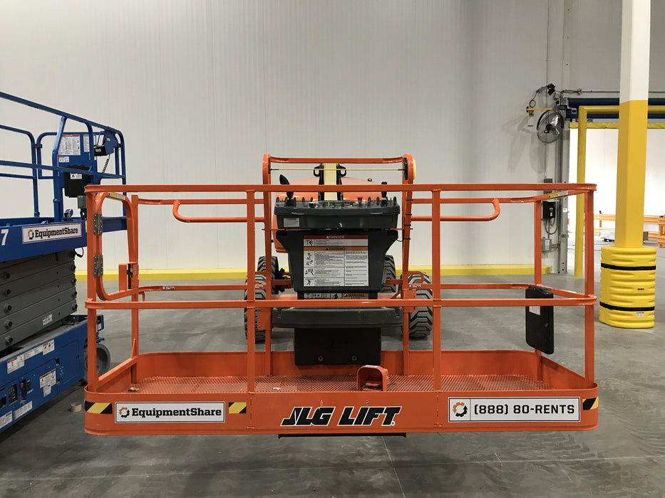 2020 JLG 400S