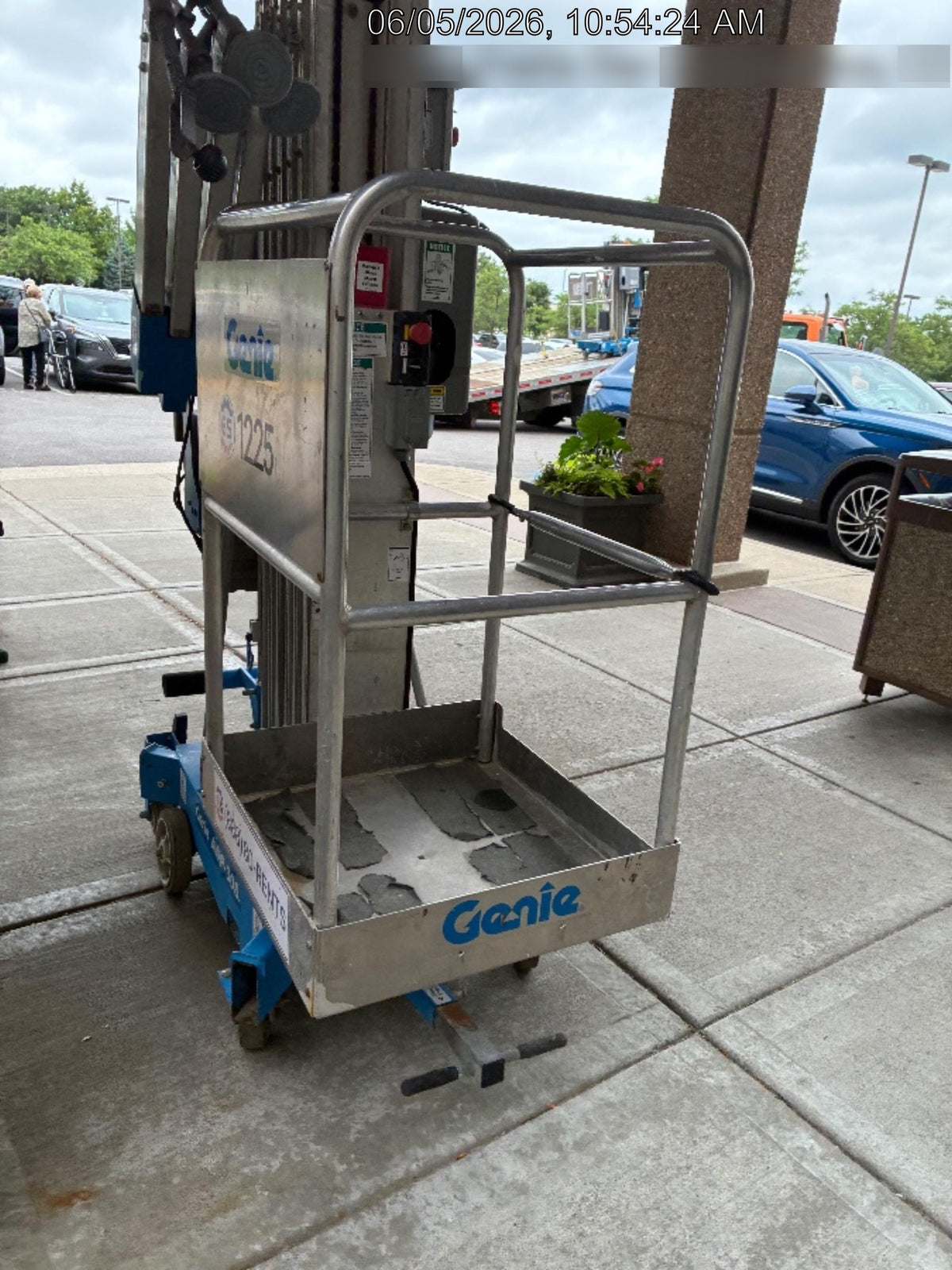 2016 GENIE AWP-30S