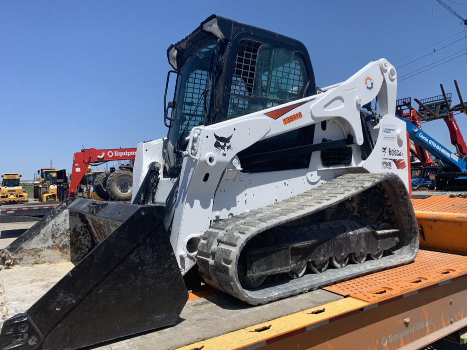 2021 BOBCAT T740
