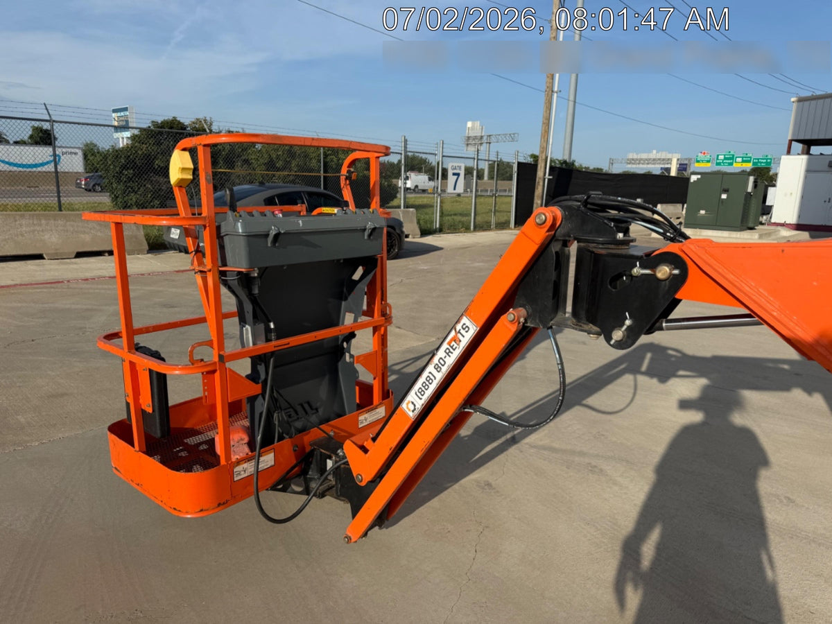 2019 JLG E400AJPN
