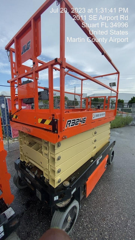 2022 JLG R3246