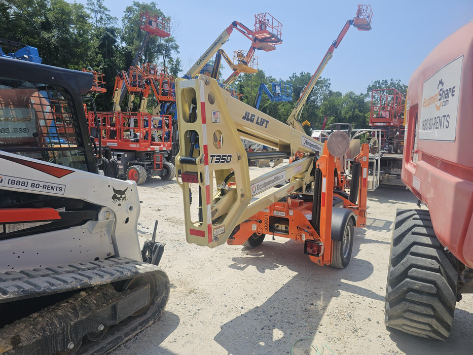 2021 JLG T350