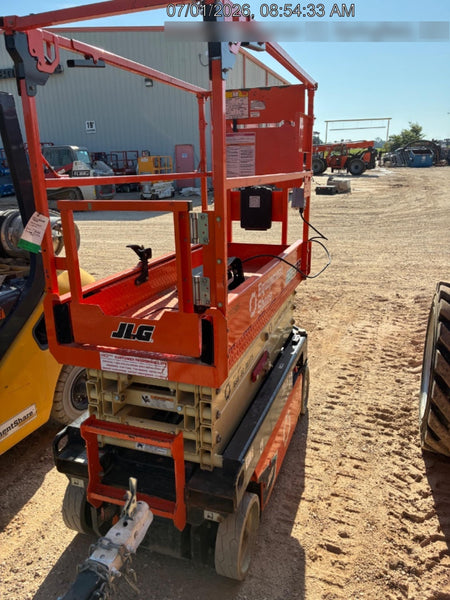 2023 JLG ES1932