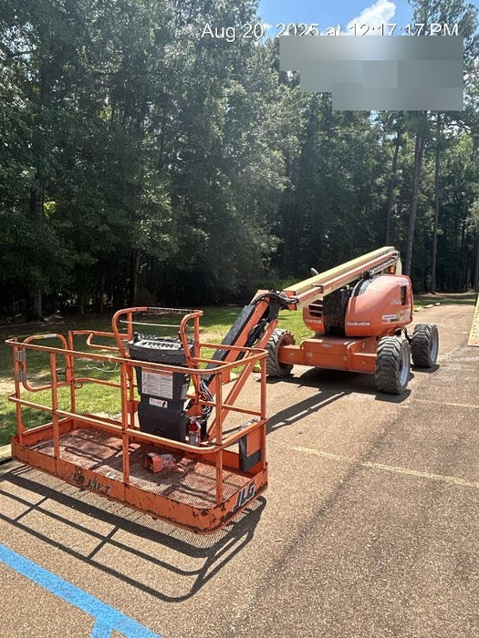 2020 JLG 600AJ