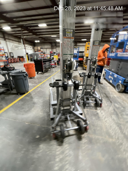 2023 GENIE SLC-24