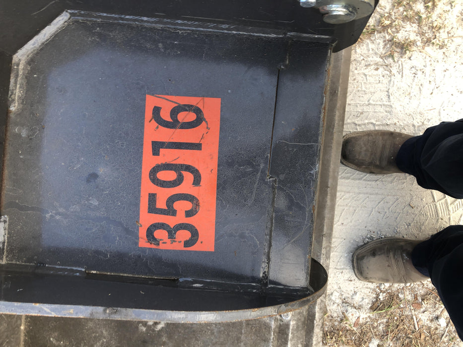 2019 PALADIN 76" Scrap Grapple Bucket - Paladin