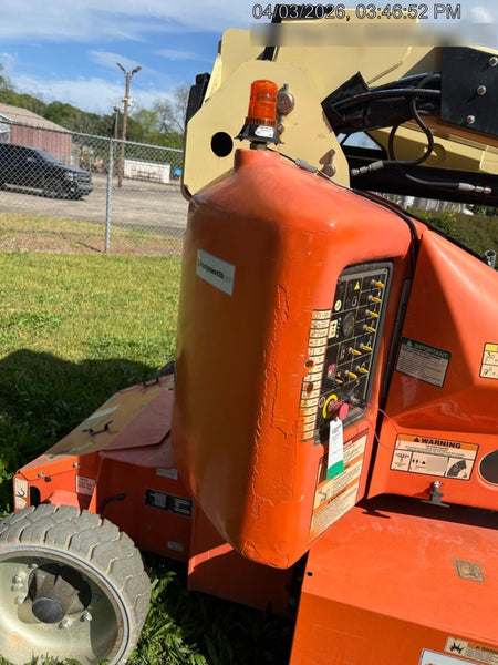2019 JLG E400AJPN