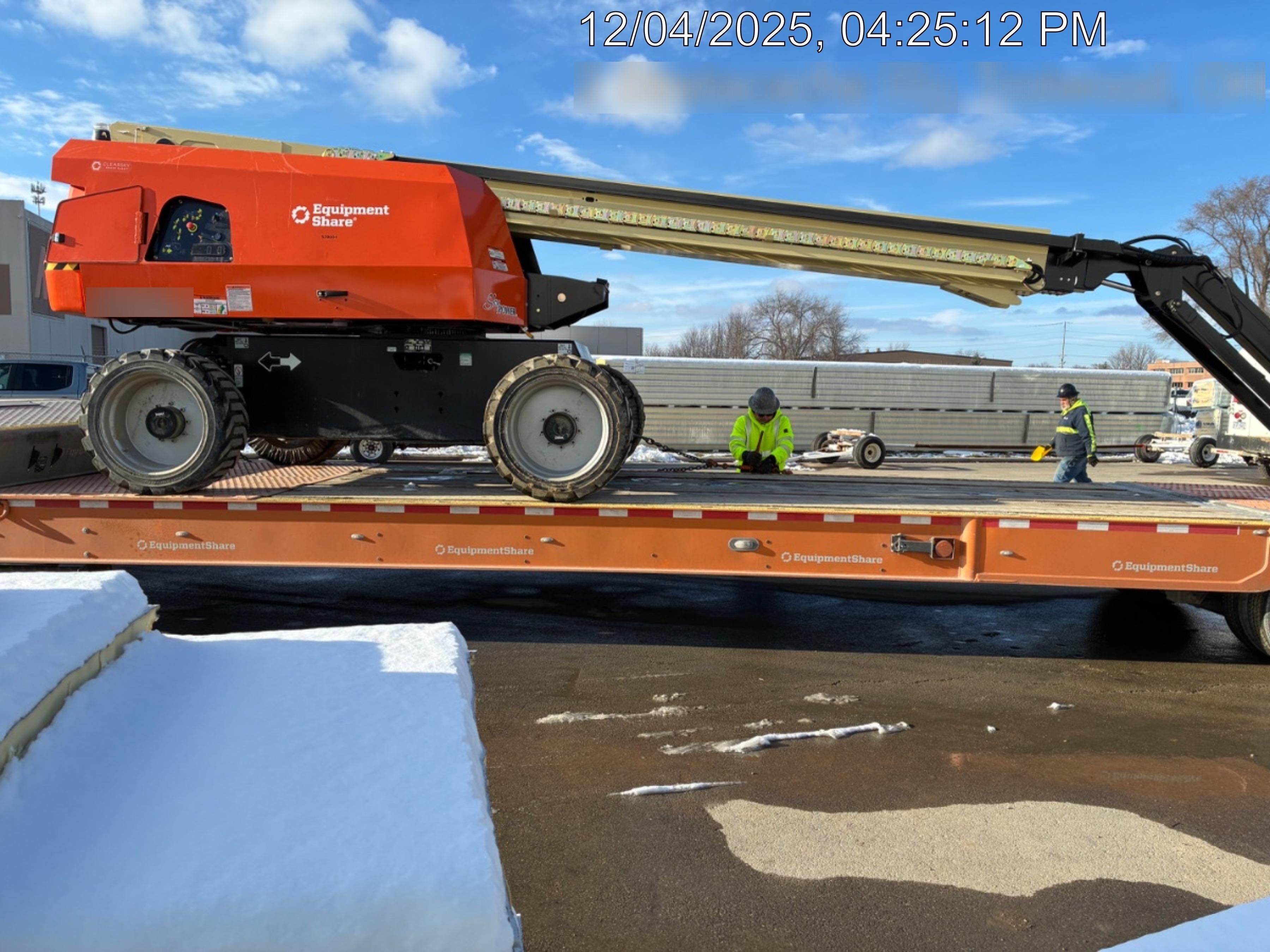 2025 JLG 660SJ