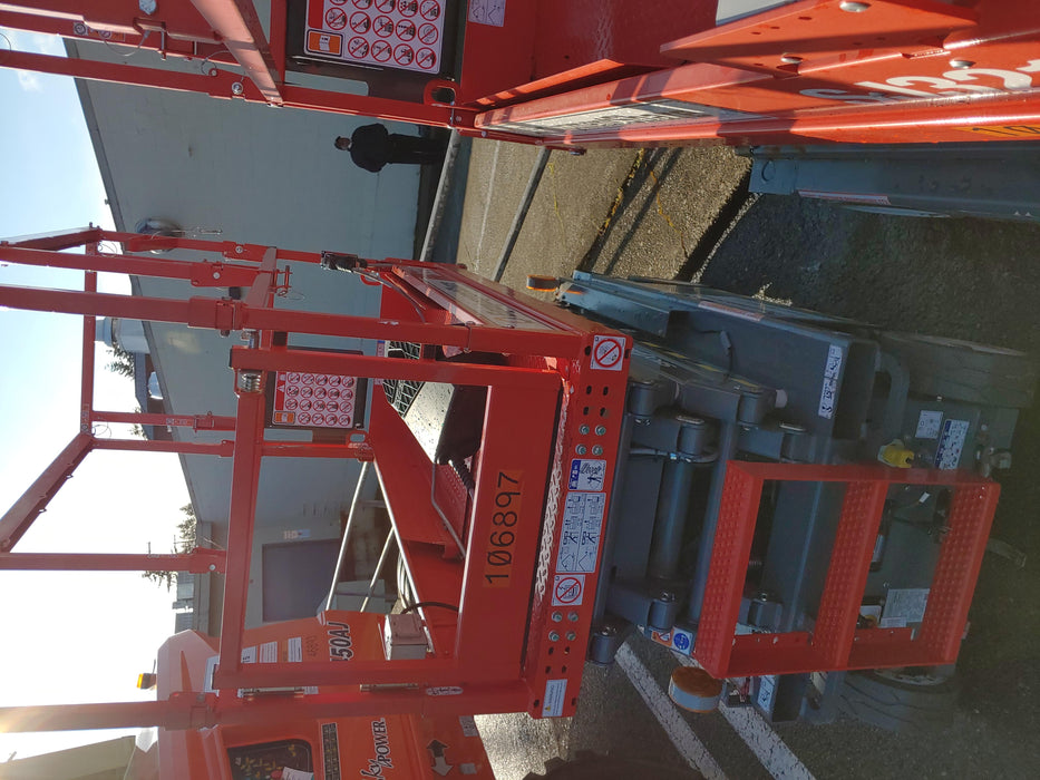 2020 Skyjack SJIII-3219 Solid NM Tires, Half height spring hinged entry gate, Dual Beacons, 800W Inverter