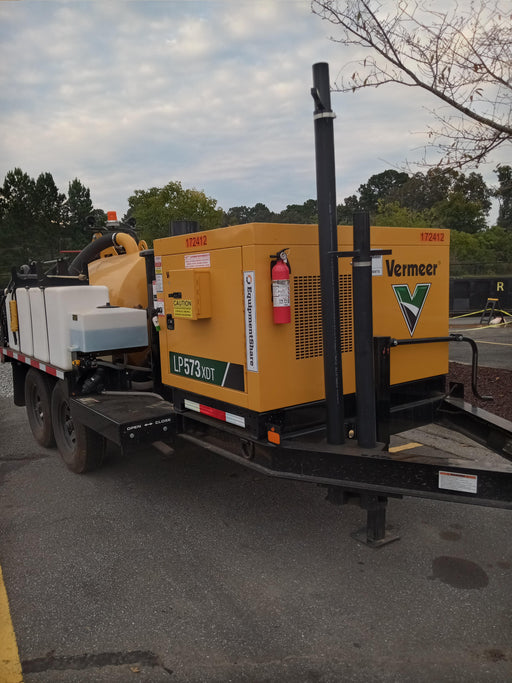 2021 Vac-Tron LP573XDT T4 Koehler Diesel Engine, 500 Gallon Debris Tank, x2 100 Gallon Water Tanks