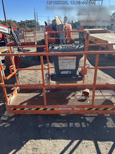 2022 JLG 600AJ