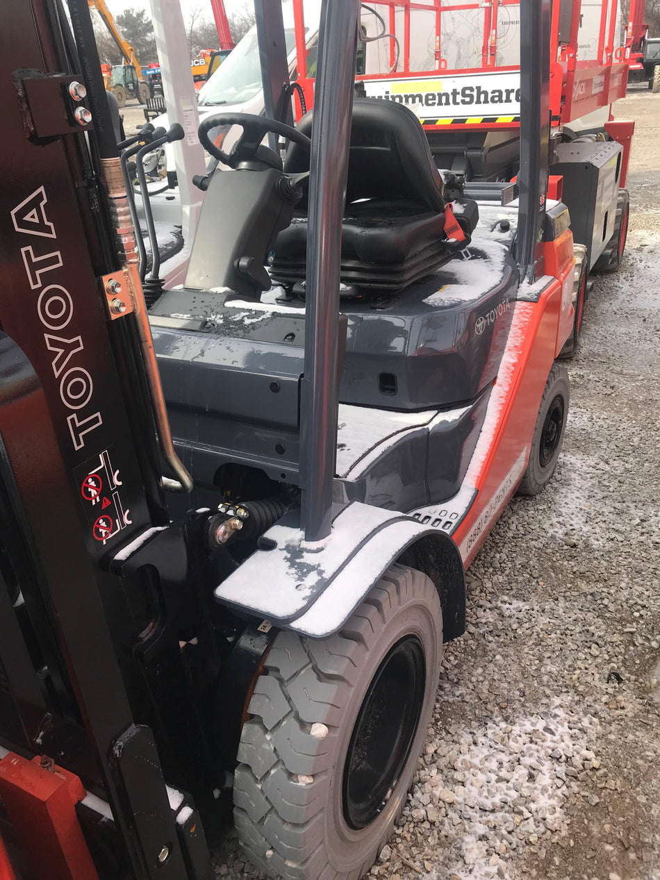 2022 TOYOTA 50-8FGU25