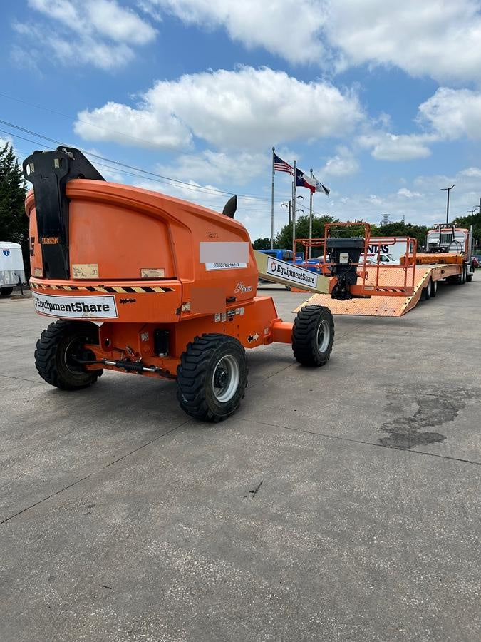 2020 JLG 400S