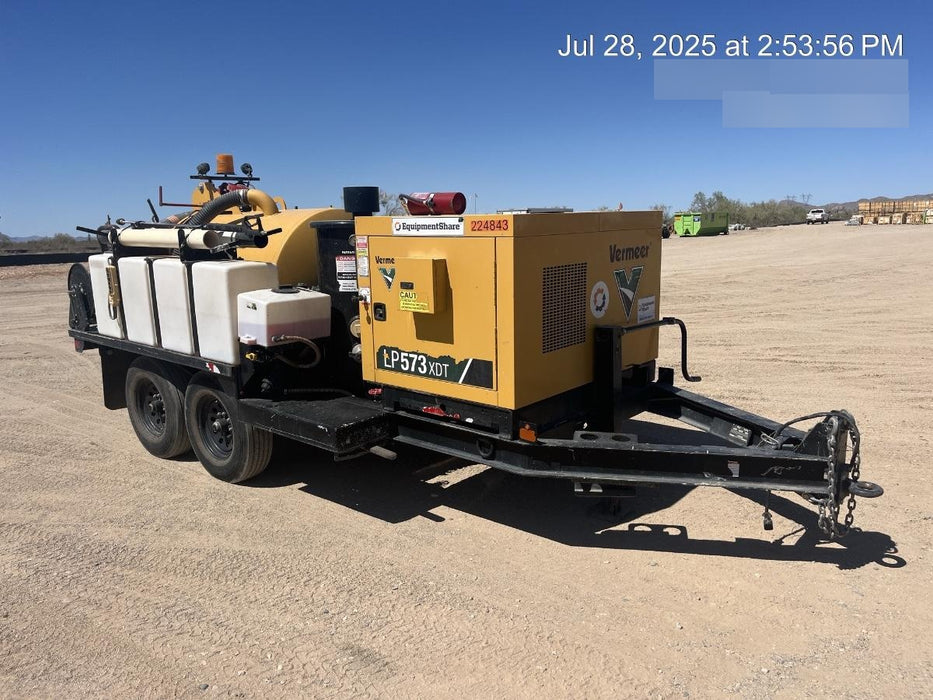 2022 VAC-TRON LP573XDT