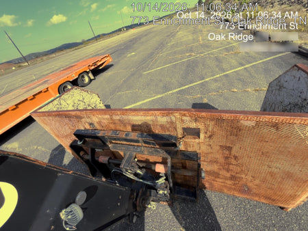 2022 JLG 1075